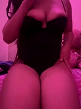 Snapshot of Samara70 chatting on October 27, 2025, 11:20 pm Samara70 online show from October 27, 2025, 11:20 pm