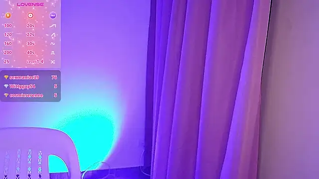 Snapshot of pinkbaddie777 chatting on March 4, 2026, 2:39 am pinkbaddie777 online show from March 4, 2026, 2:39 am