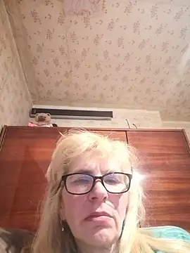 Snapshot of Georgette466 chatting on May 2, 2026, 4:23 pm Georgette466 online show from May 2, 2026, 4:23 pm