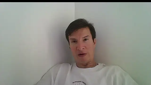 Snapshot of carliesexyman chatting on November 6, 2025, 3:02 pm carliesexyman online show from November 6, 2025, 3:02 pm