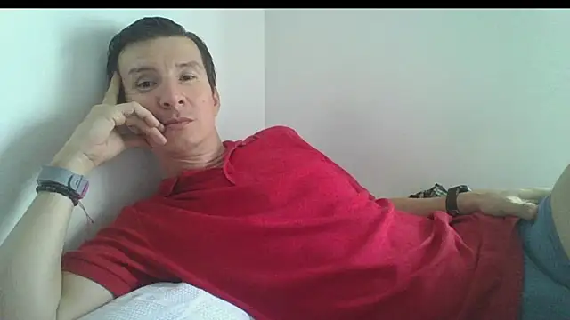 Snapshot of carliesexyman chatting on November 14, 2025, 3:11 pm carliesexyman online show from November 14, 2025, 3:11 pm
