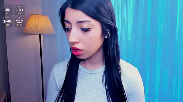 Snapshot of TonjaNeace chatting on February 3, 2026, 6:40 am TonjaNeace online show from February 3, 2026, 6:40 am