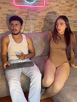 Noa N Luxy online show from December 17, 2025, 2:28 am