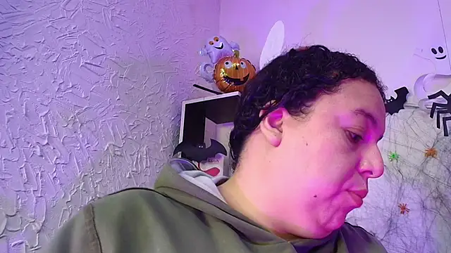 Snapshot of Natasha_Amber chatting on November 1, 2025, 12:51 pm Natasha Amber online show from November 1, 2025, 12:51 pm