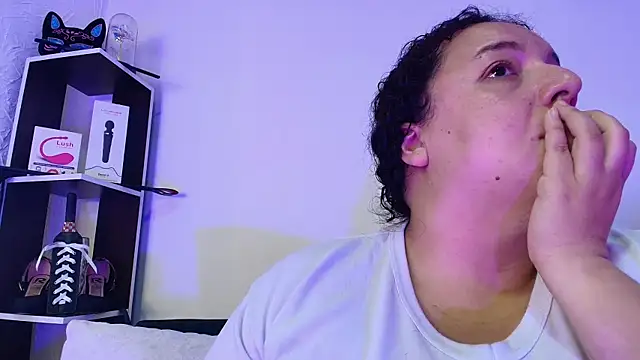 Snapshot of Natasha_Amber chatting on November 8, 2025, 3:01 pm Natasha Amber online show from November 8, 2025, 3:01 pm