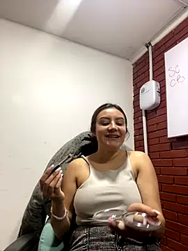 Adrimaretti online show from November 20, 2025, 7:35 pm