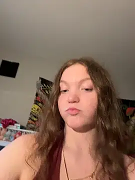 Snapshot of stonerbaby chatting on October 31, 2025, 10:00 pm stonerbaby online show from October 31, 2025, 10:00 pm