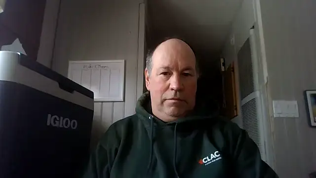 Snapshot of Jay4Seniors chatting on February 4, 2026, 7:09 pm Jay4Seniors online show from February 4, 2026, 7:09 pm