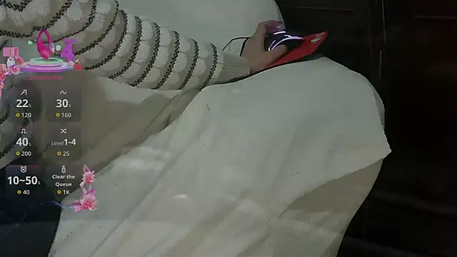 hekate couple online show from February 12, 2026, 11:38 am