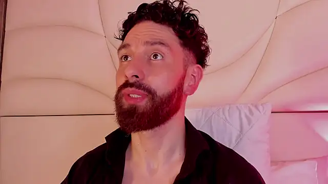 jackfoden01 online show from November 24, 2025, 9:47 pm