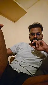 nithinrr online show from November 10, 2025, 4:39 pm