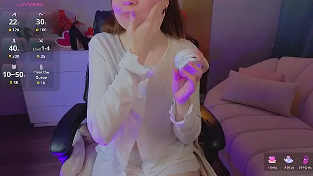 Snapshot of R_I_N_A chatting on February 17, 2026, 1:13 am R I N A online show from February 17, 2026, 1:13 am