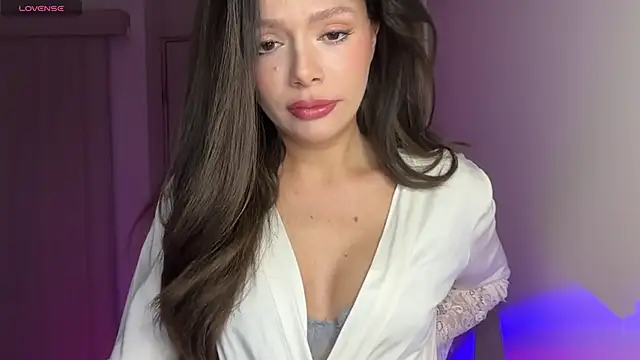 Snapshot of Lisa_Graham chatting on February 6, 2026, 4:39 am Lisa Graham online show from February 6, 2026, 4:39 am