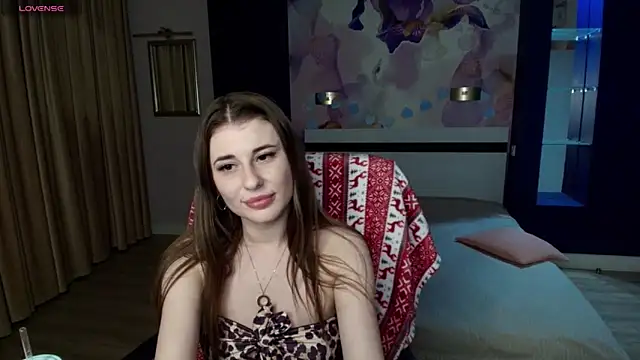 DemmyRose online show from May 19, 2026, 11:33 pm