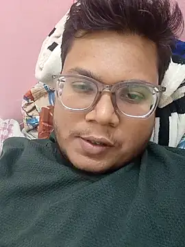 Snapshot of playboy210600 chatting on December 17, 2025, 1:50 pm playboy210600 online show from December 17, 2025, 1:50 pm