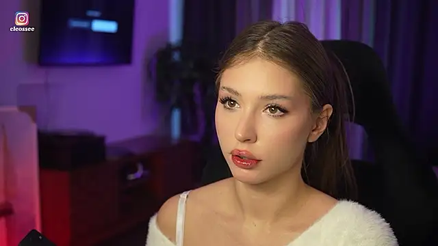 Cleose online show from March 20, 2026, 7:02 am