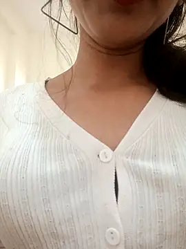 Cute Sanaaya online show from December 14, 2025, 10:09 am