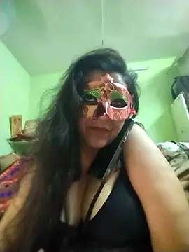 Snapshot of LOVE__RANI chatting on November 11, 2025, 5:40 am LOVE RANI online show from November 11, 2025, 5:40 am