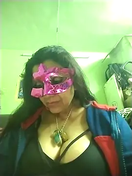 Snapshot of LOVE__RANI chatting on November 16, 2025, 1:11 am LOVE RANI online show from November 16, 2025, 1:11 am