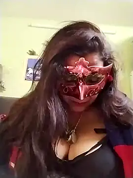 Snapshot of LOVE__RANI chatting on November 16, 2025, 6:57 pm LOVE RANI online show from November 16, 2025, 6:57 pm