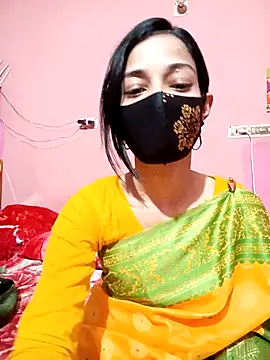 Green LaDY66 online show from April 5, 2026, 2:03 pm