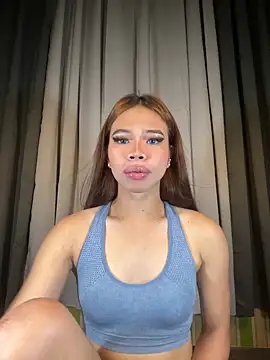 kierra fox online show from November 6, 2025, 2:56 am