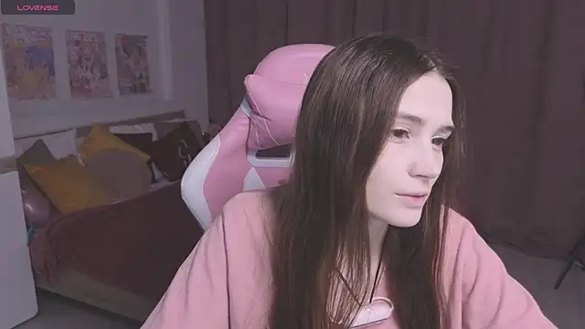 Snapshot of Hana_Flo_ chatting on November 14, 2025, 2:49 pm Hana Flo online show from November 14, 2025, 2:49 pm