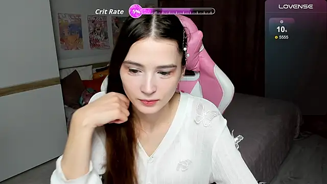 Snapshot of Hana_Flo_ chatting on December 5, 2025, 1:52 pm Hana Flo online show from December 5, 2025, 1:52 pm