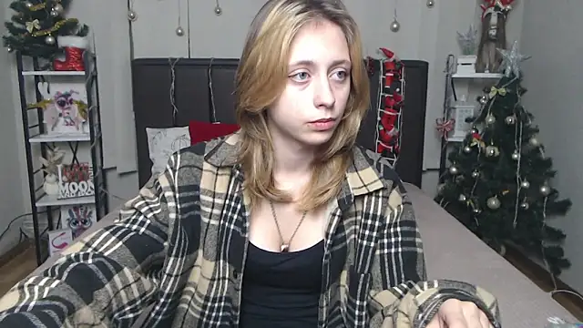 Snapshot of TracyLll chatting on January 7, 2026, 6:05 am TracyLll online show from January 7, 2026, 6:05 am