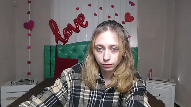 Snapshot of TracyLll chatting on February 9, 2026, 9:46 am TracyLll online show from February 9, 2026, 9:46 am