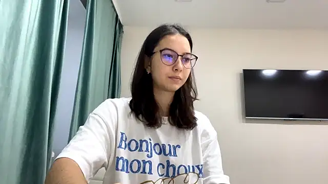 Allisgree online show from November 15, 2025, 7:16 am