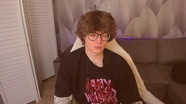 Syndy Dels online show from February 11, 2026, 3:17 pm