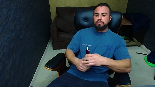 HayesWood online show from October 31, 2025, 6:03 am