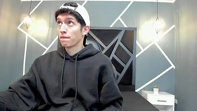 Niick Carter online show from November 11, 2025, 11:05 pm