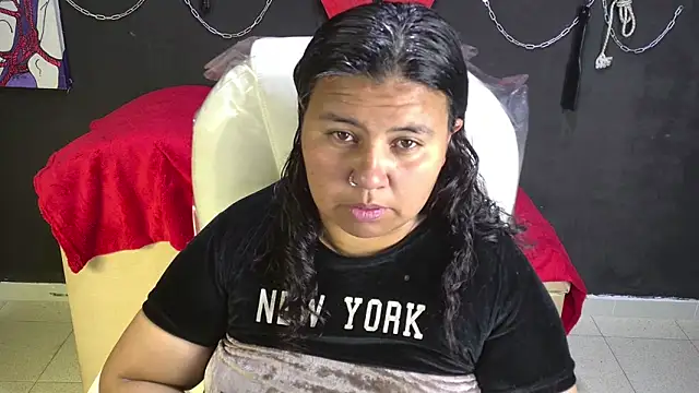 Snapshot of serenamystsh chatting on November 23, 2025, 3:39 am serenamystsh online show from November 23, 2025, 3:39 am