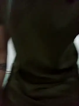 Snapshot of Caliguy36 chatting on November 7, 2025, 5:57 pm Caliguy36 online show from November 7, 2025, 5:57 pm