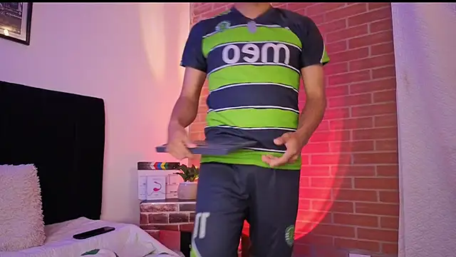 Snapshot of jaiden_thoner chatting on February 10, 2026, 9:46 am jaiden thoner online show from February 10, 2026, 9:46 am