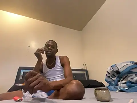 Trini2600 online show from November 21, 2025, 12:10 am