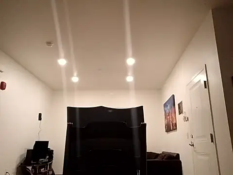 Karebearz1 online show from March 31, 2026, 7:53 am