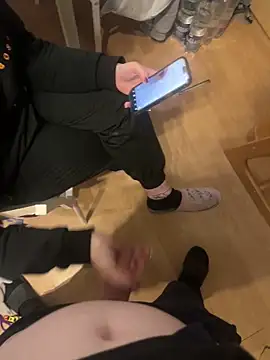 Teeny-Slut18 online show from May 16, 2026, 3:33 pm