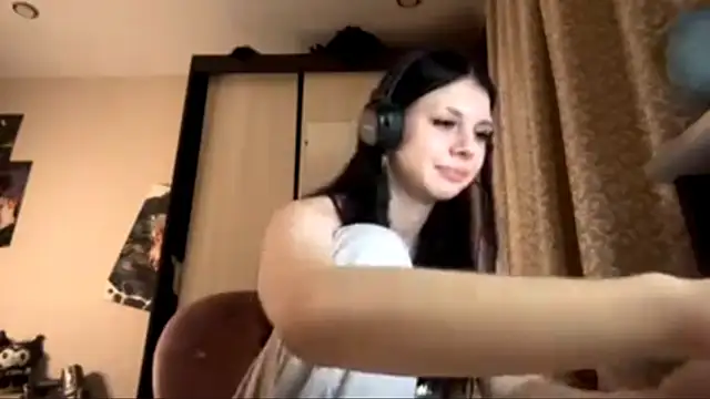 Snapshot of AnGallo chatting on November 16, 2025, 7:30 pm AnGallo online show from November 16, 2025, 7:30 pm