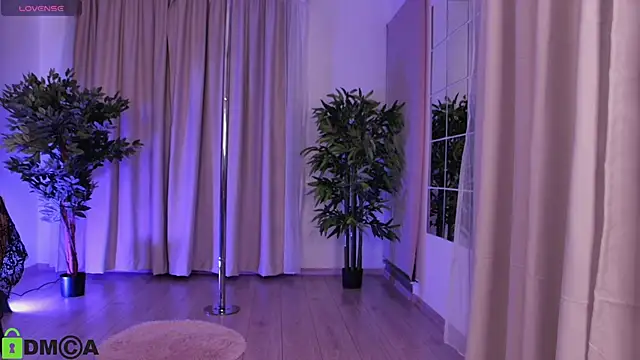 SidneyPuff online show from February 7, 2026, 5:55 am