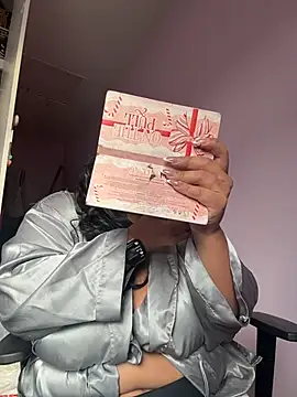 kennedylorel online show from October 31, 2025, 8:15 am