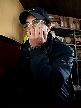 Snapshot of KaTorino chatting on November 5, 2025, 3:23 pm KaTorino online show from November 5, 2025, 3:23 pm