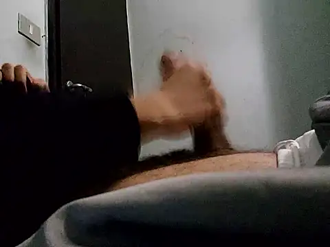 Snapshot of KaTorino chatting on January 6, 2026, 8:56 pm KaTorino online show from January 6, 2026, 8:56 pm