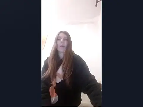 Snapshot of Zizi_Zuzu chatting on October 29, 2025, 7:15 pm Zizi Zuzu online show from October 29, 2025, 7:15 pm