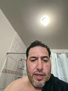 ezrah23 online show from January 16, 2026, 11:09 pm