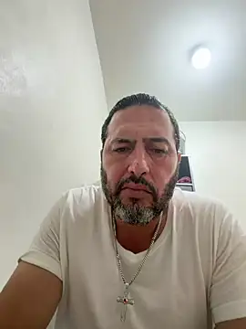 ezrah23 online show from March 30, 2026, 5:19 am