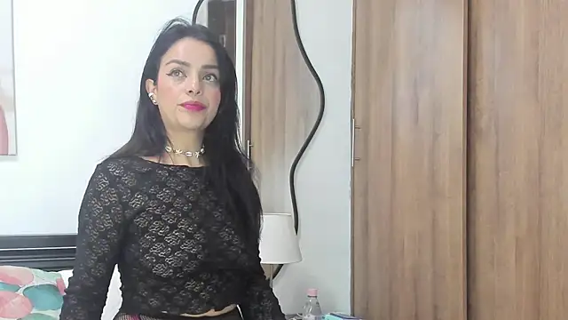 MailynAndNick online show from January 7, 2026, 3:03 pm