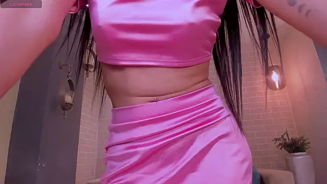 Snapshot of BellaConnorX chatting on February 25, 2026, 4:00 am BellaConnorX online show from February 25, 2026, 4:00 am